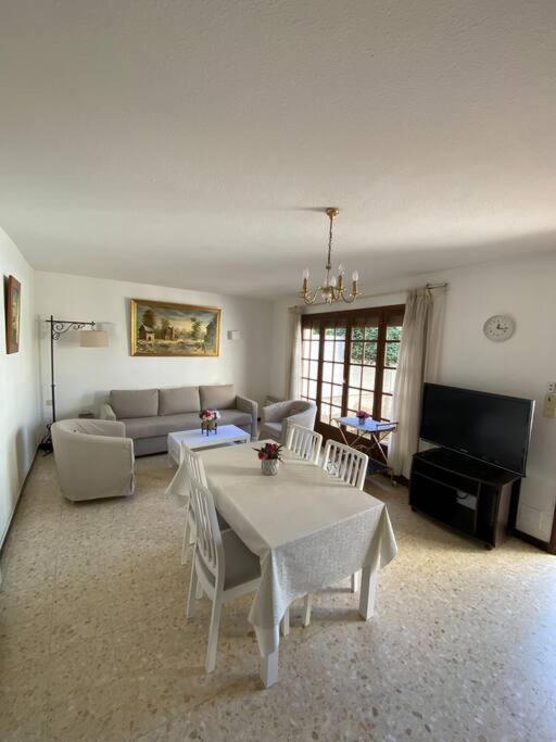 Maison Proche Plage Canet-en-Roussillon Exterior photo